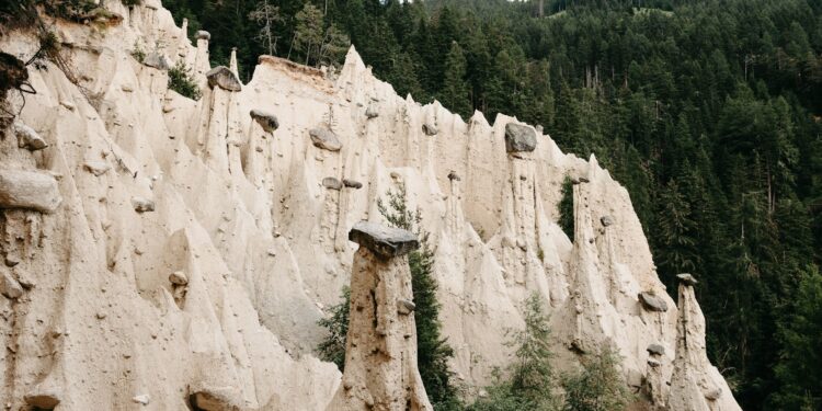 Erdpyramiden Lengmoos – Einzigartige Kunstwerke der Natur